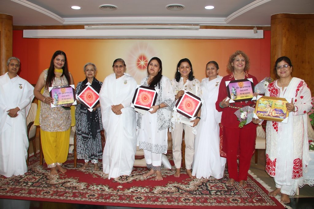 Borivali, Mumbai | 4 Faces of Woman - Workshop on National Mother's Day
